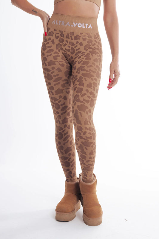 Urban Chic Beige LeopardPrint Knitted Leggings