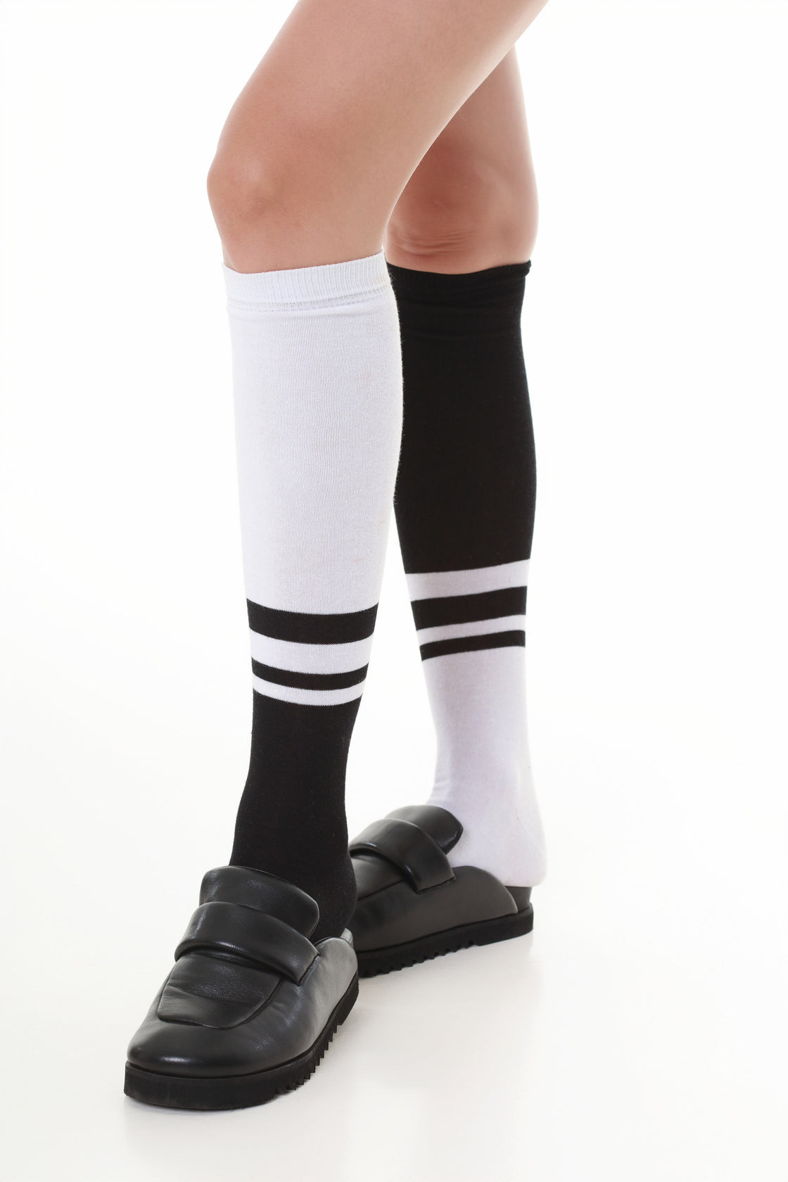 White & Black Signature Socks