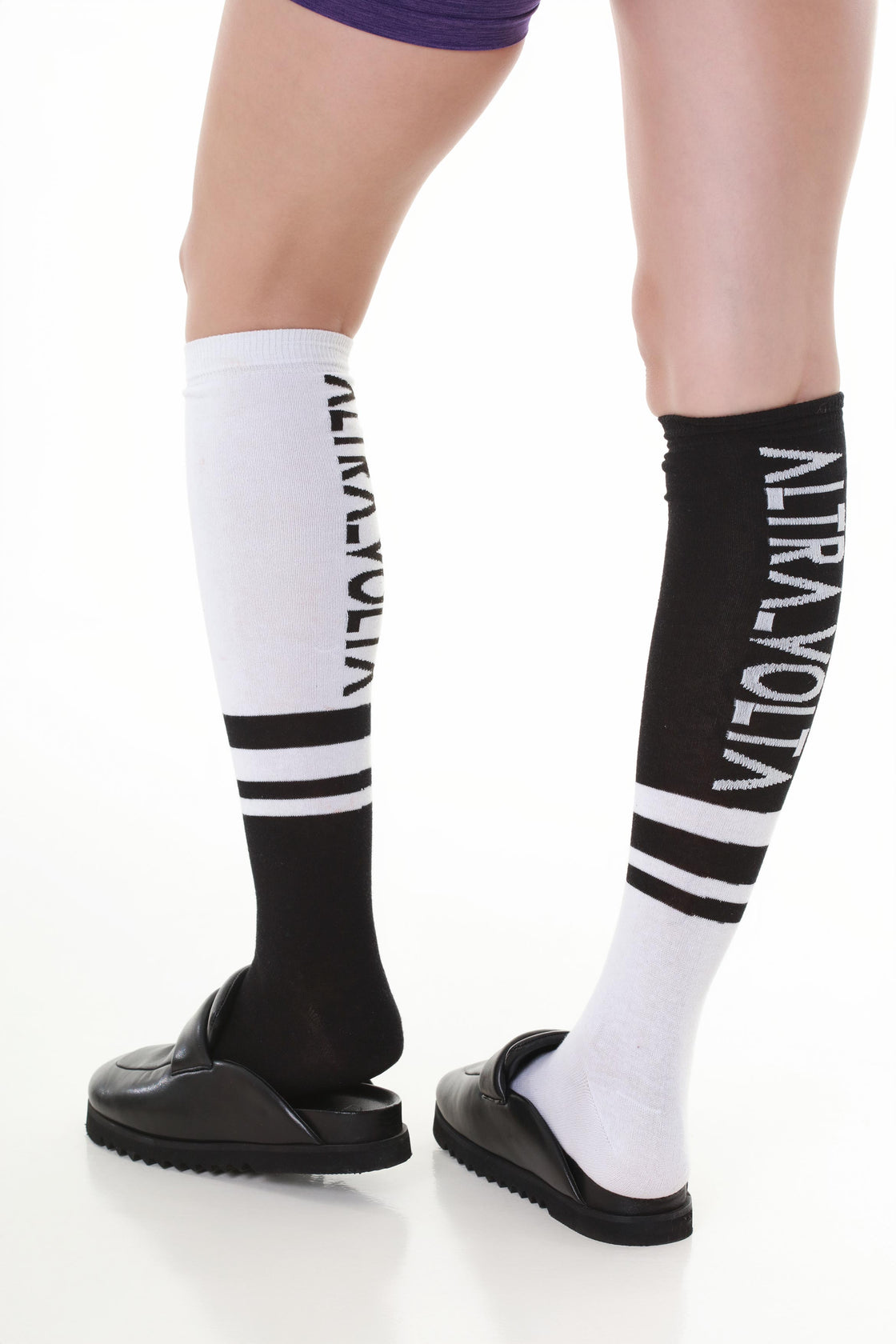 White & Black Signature Socks