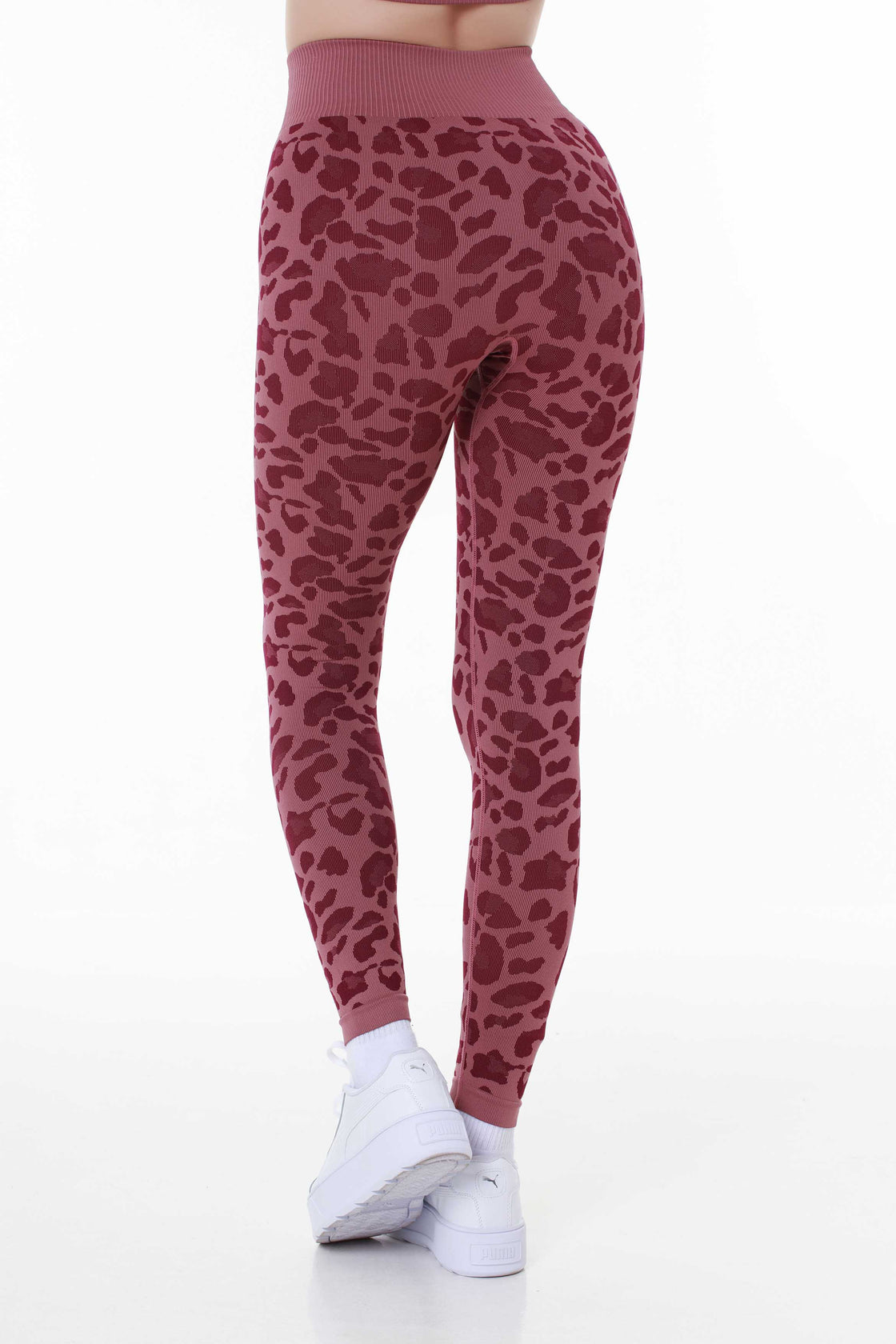 Urban Chic Magenta LeopardPrint Knitted Leggings